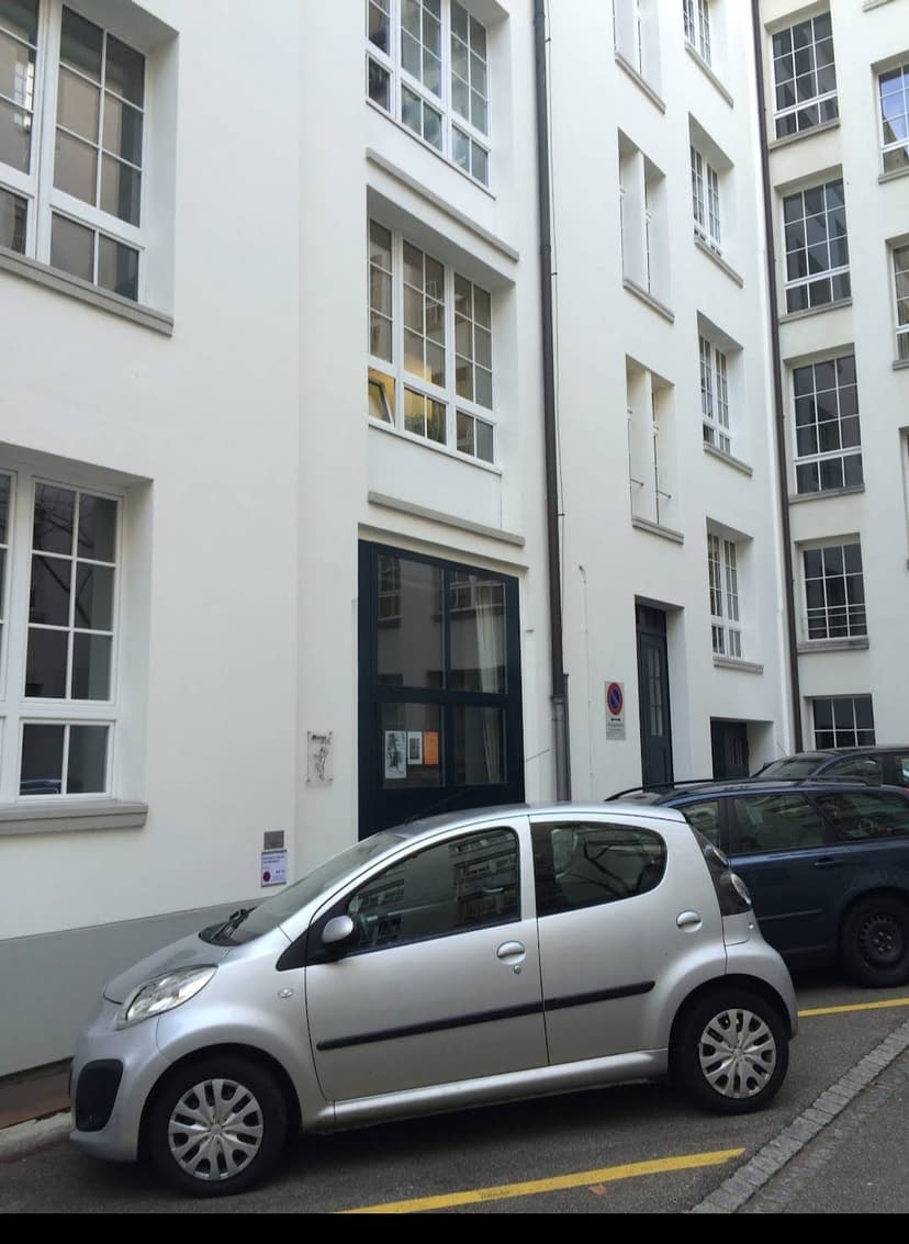 Move Box Studio - View 3